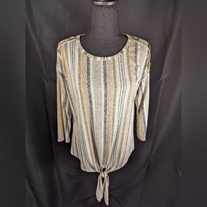 CURE tie front top with buttons and 3/4 sleeves